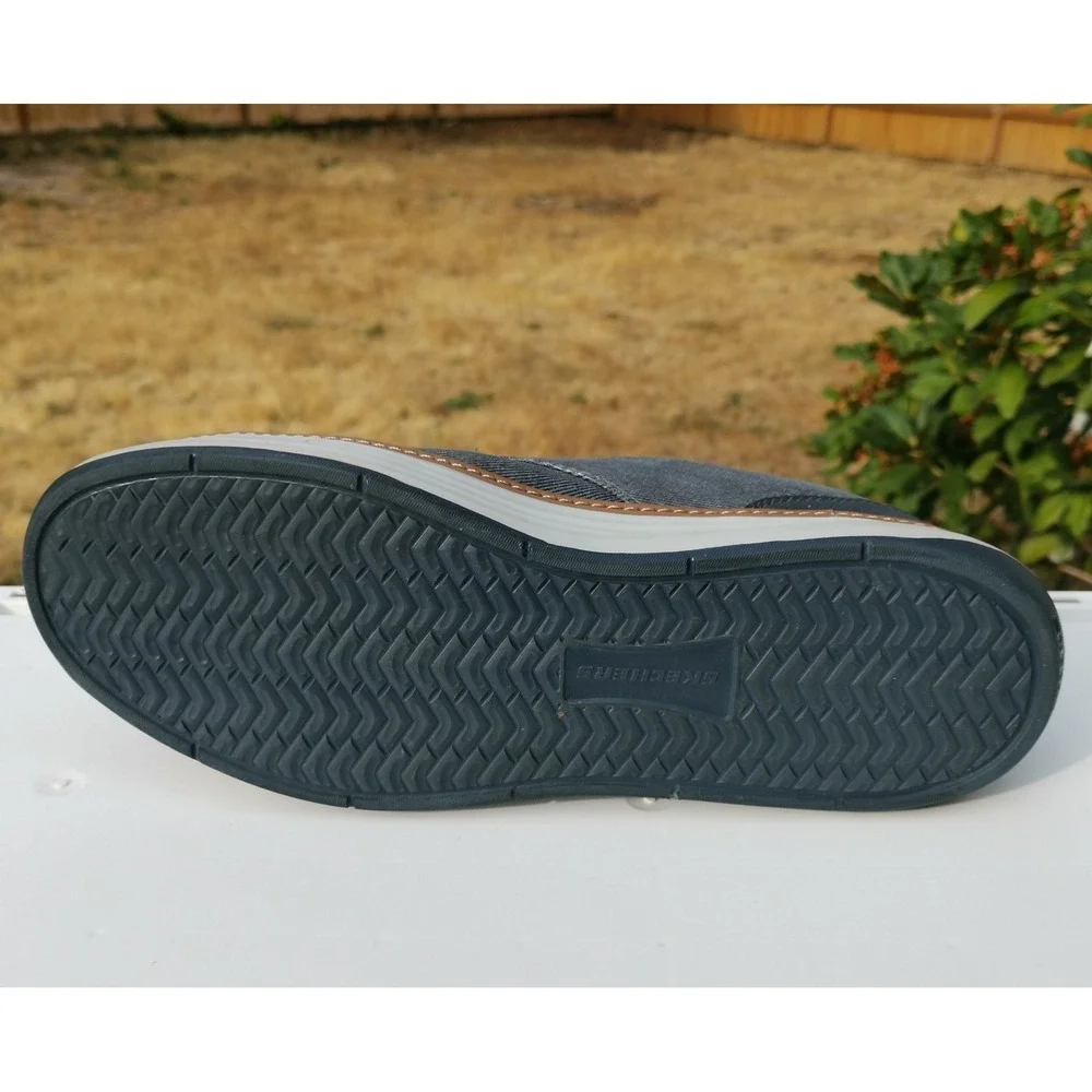 Skechers Men's Size 12 Moreno Ederson #65981W Navy Blue Canvas Oxford Shoes